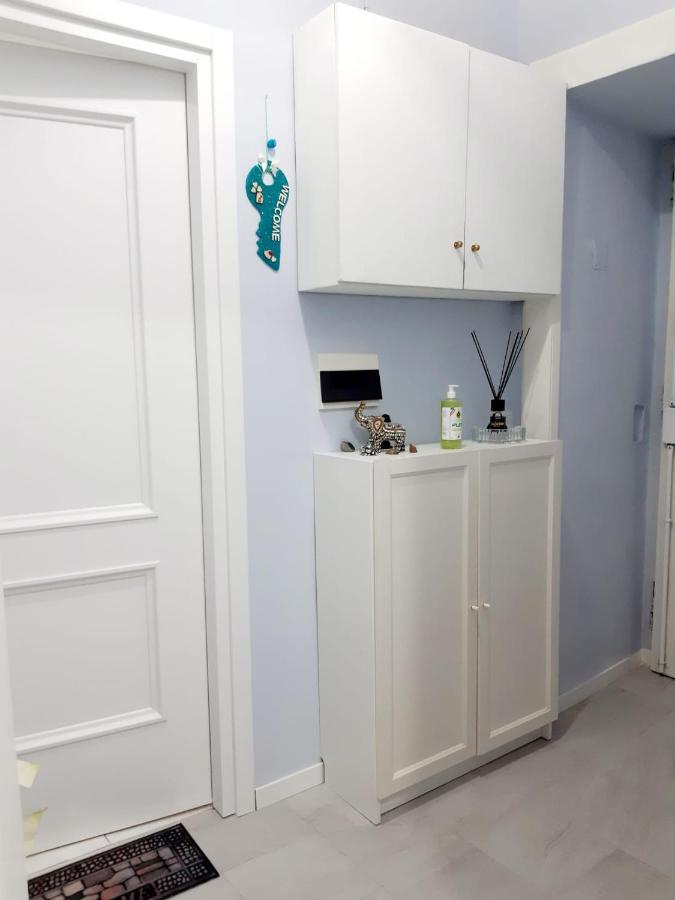 Dory'S Room Camera Nel Cuore Di Napoli ภายนอก รูปภาพ